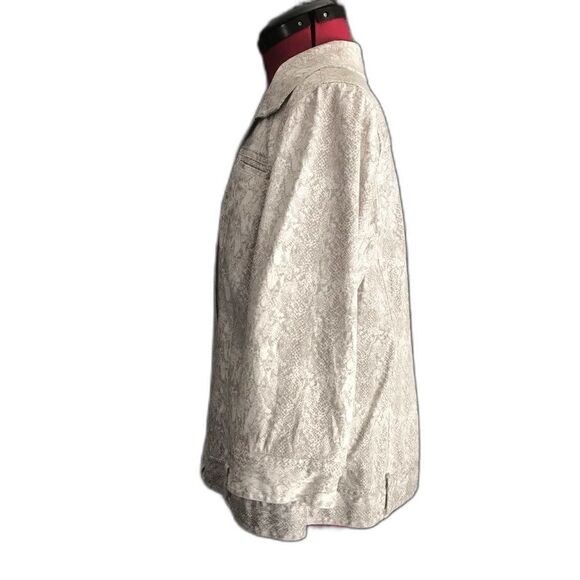 Chico’s Jacket Women Sze 12 Animal Print Cotton 3/4 Sleeves Front Zipper Pockets - Picture 2 of 11